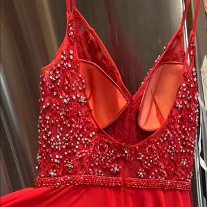 Red Ellie Wilde Prom dress size 2